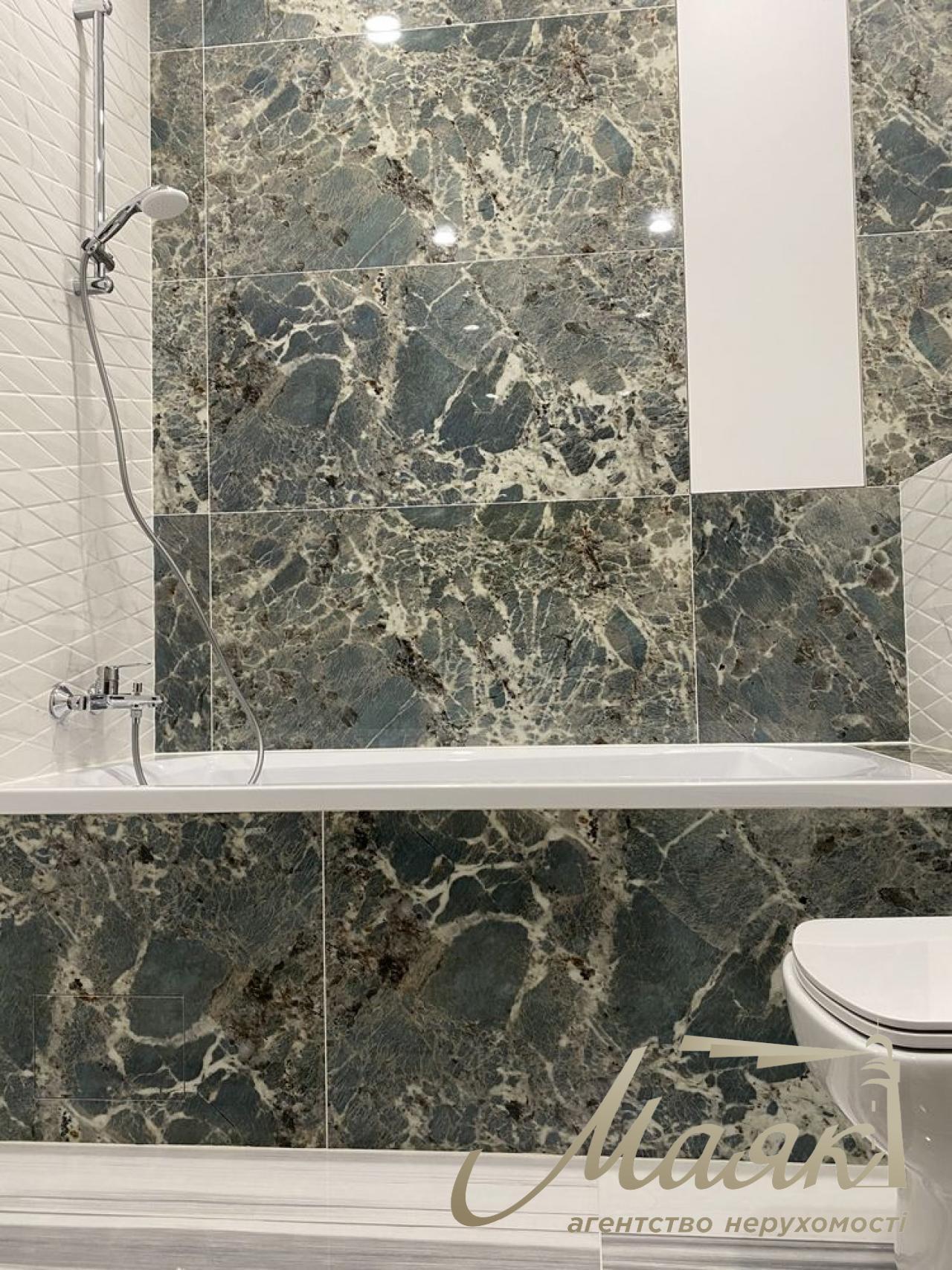 Продаж 2-к квартири з дизайнерським ремонтом в ЖК DELMAR вул.Драгомирова