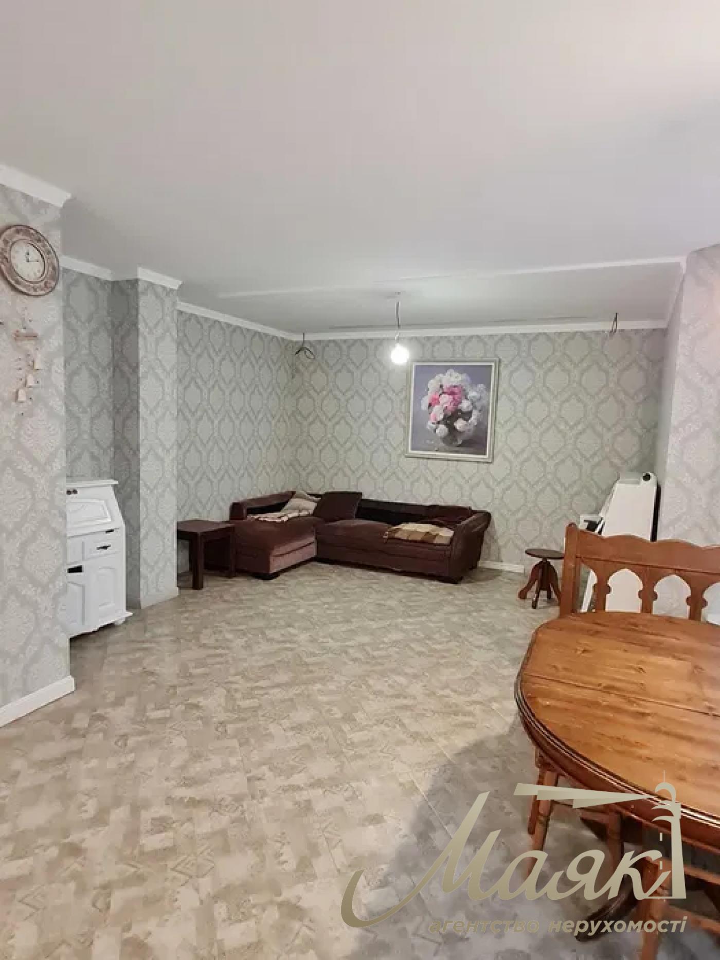 Sale of 3-storey house 240 sq.m. Obolon. Kyiv.
