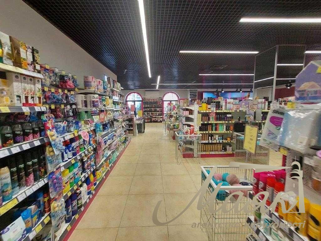 Оренда фасаду, 190 м2, Контрактова площа