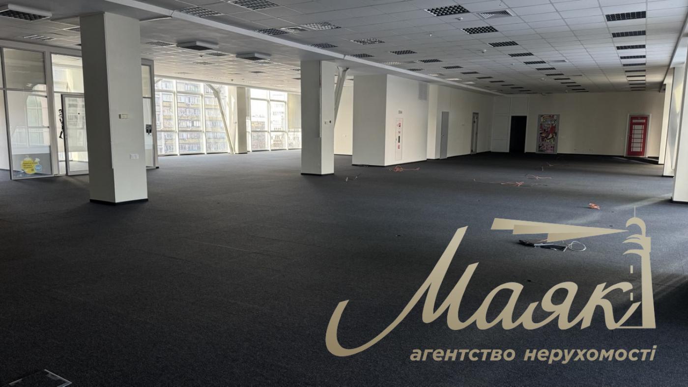 Оренда офісу 1360м2 БЦ Eleven вул. Солом'янська 11 Солом'янський район