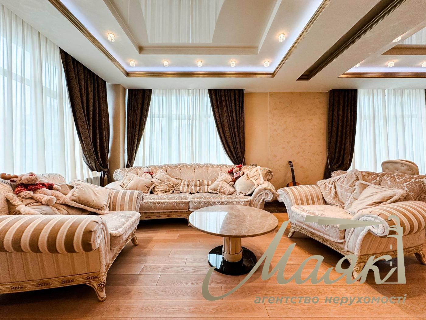 Продаж видової 4х кімнатної квартири 175м2 в ЖК Новопечерські Липки, вул.Драгомирова 9, Центр, Печерський район