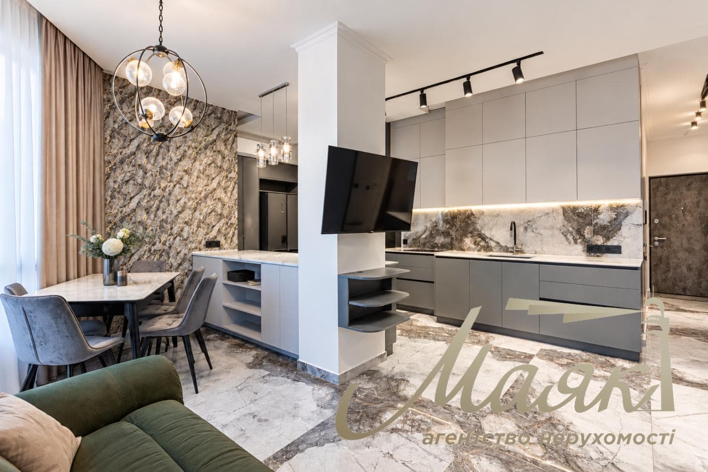3-room apartment for sale, 91 m², in the “Exon” residential complex, downtown Kyiv, Shevchenkivskyi District, 2/1 Mirna St.