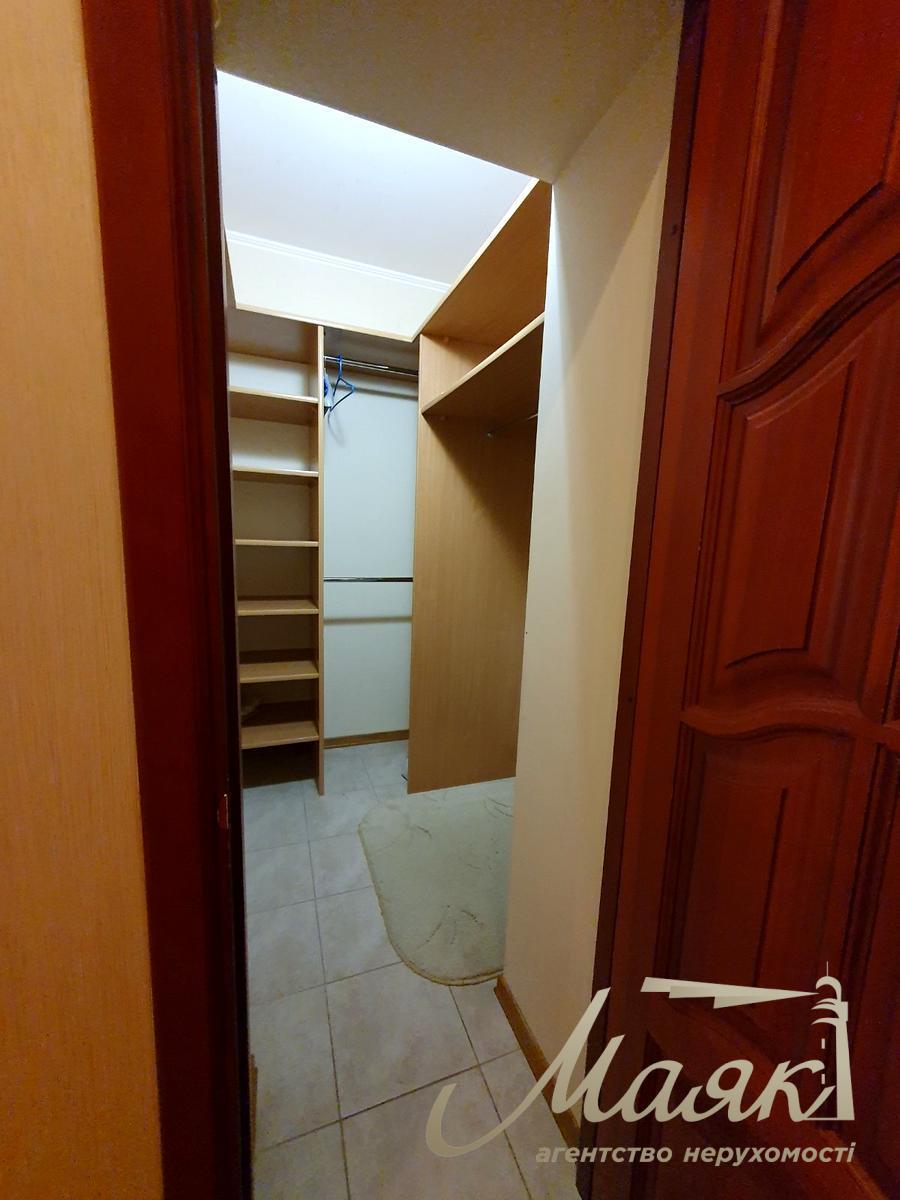 For sale 3-room apartment 107m2, Poznyaki, Anna Akhmatova str. 16-B, Darnytskyi district