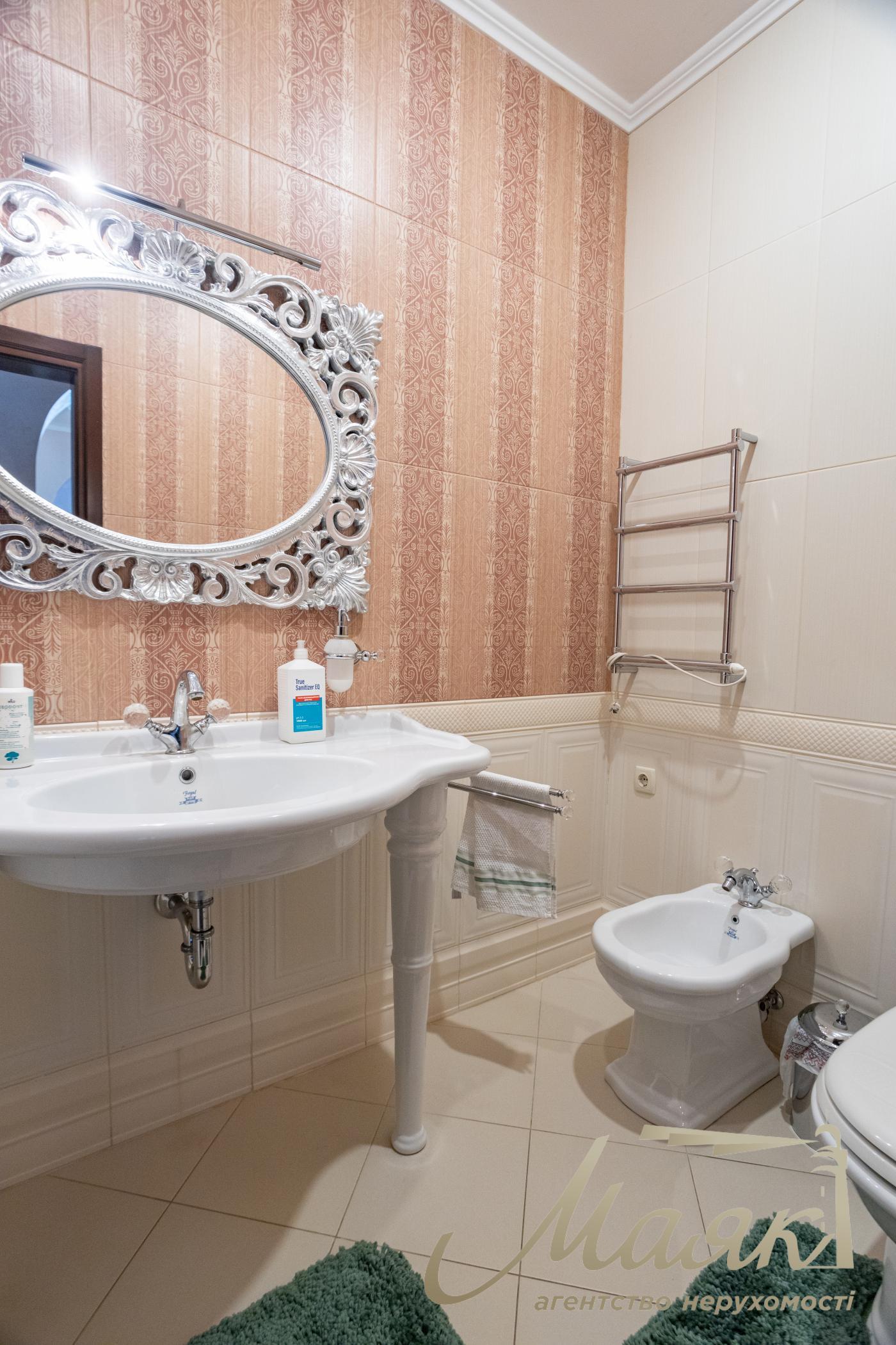 Продаж будинку Березівка, купити будинок в Березівці, будинок житомирское направавление купити, будинок з басейном купити Київська область