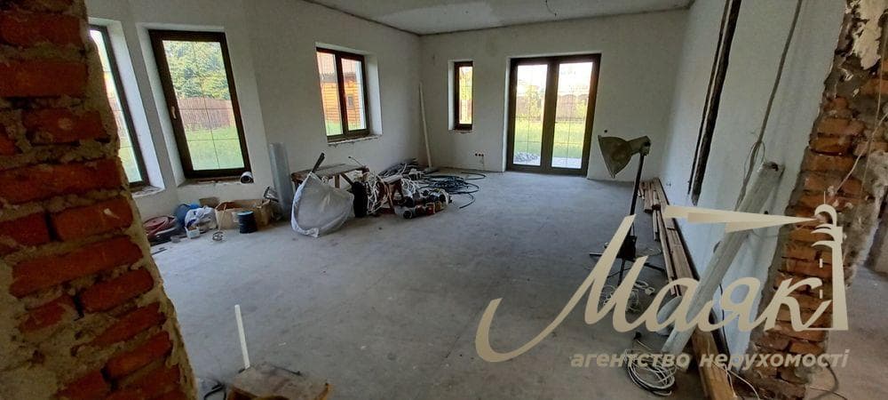 Продажа дома 255м2 + гостевой дом 55м2 в КГ Романков | Обуховское направление | Киевская область