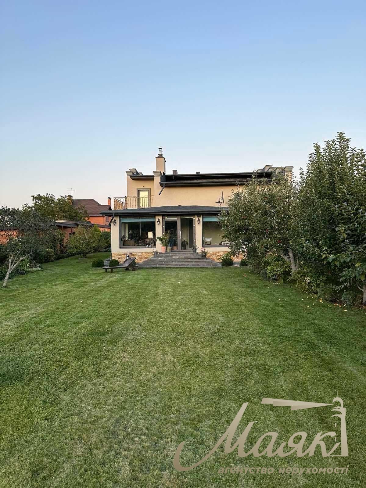 Продажа дома 245 м², 30 соток в Голосеевском районе (Конча-Заспа, хутор Мрыги)