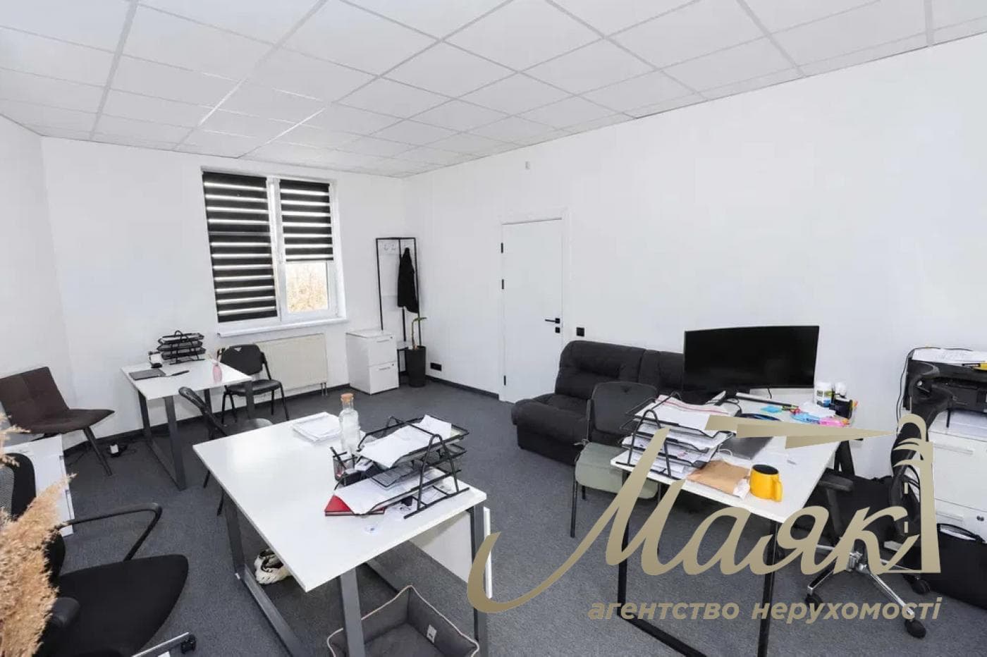 Rent a 180 m² furnished standalone office at 32A Yevhen Konovalets Street, Pechersk