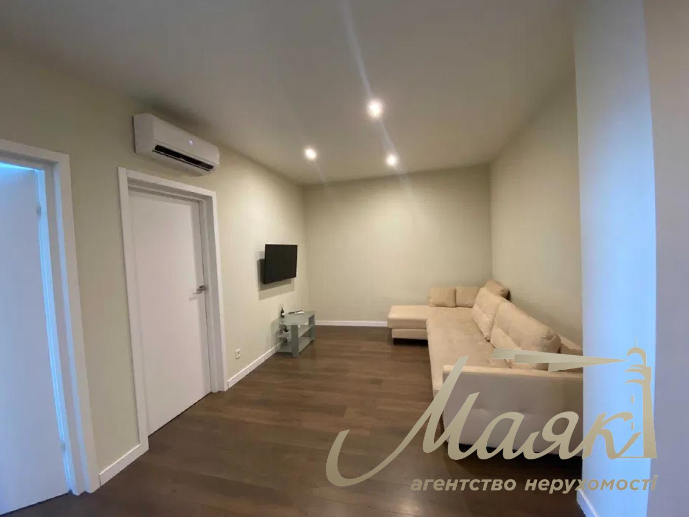 Rent 2-bedroom apartment 70m2 in LCD Novopecherskaya Tower, Boichuka street 41B, Pechersk