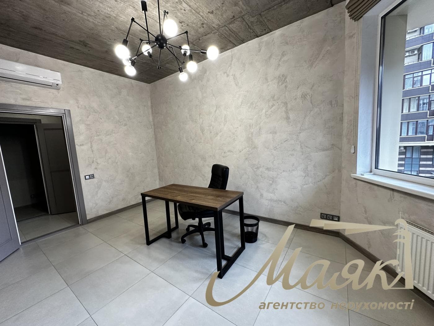 Office for rent with furniture (118m2) in LCD Prestige Hall, Palace Ukraine, Pechersk