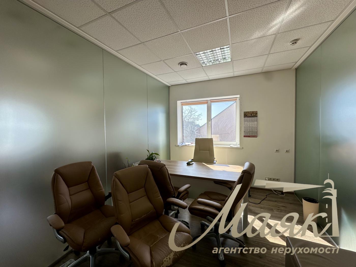 Rent a front building (656m2) on 7.5 hectares, Sadovaya street, with. Sofievskaya Borschagovka