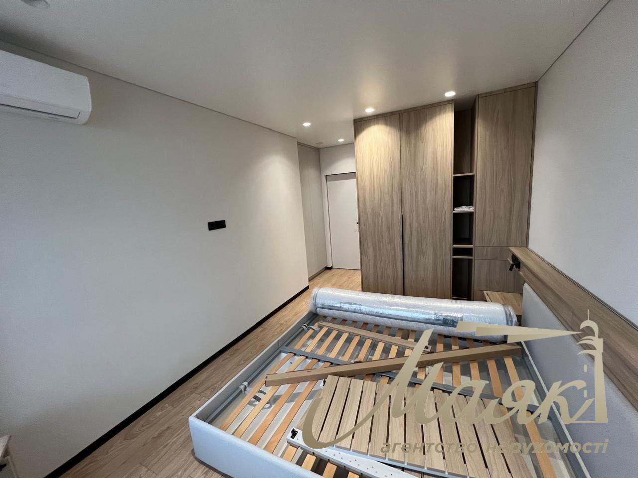 Продажа 2к. квартиры 65 кв.м в ЖК White Lines, просп. Голосеевский