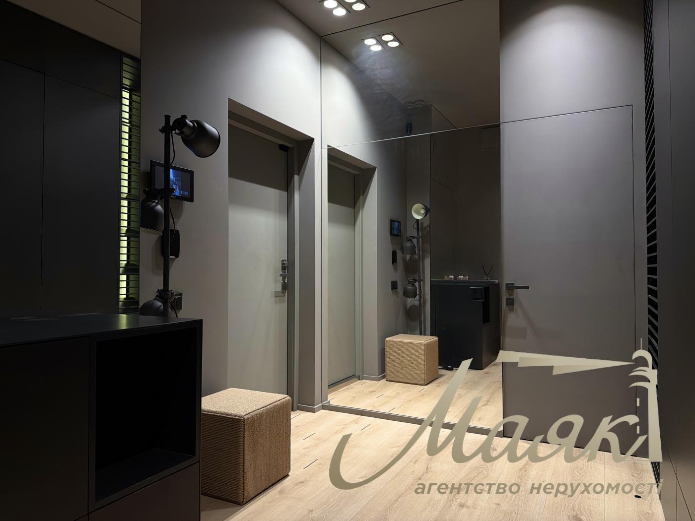 Оренда 3-х кімнатної квартири 130 кв.м. на вул.Преображенська 8Б