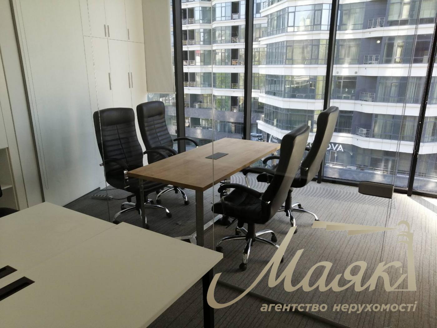 Furnished office for rent 244 sq.m. in BC IQ on Bolsunovskaya str.