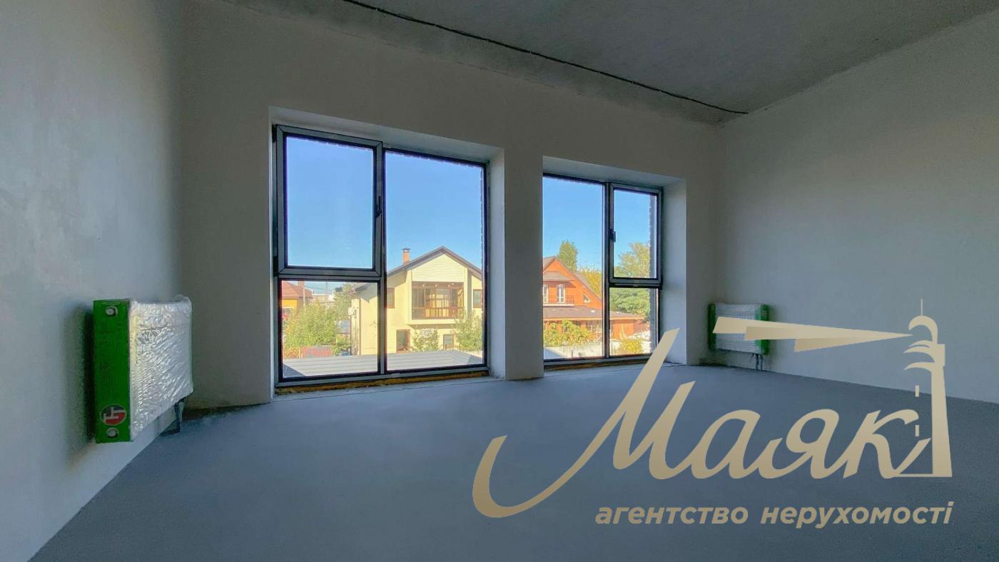 Продажа дома 250м2 с жилым подвалом в Соломенском районе ул. Березова