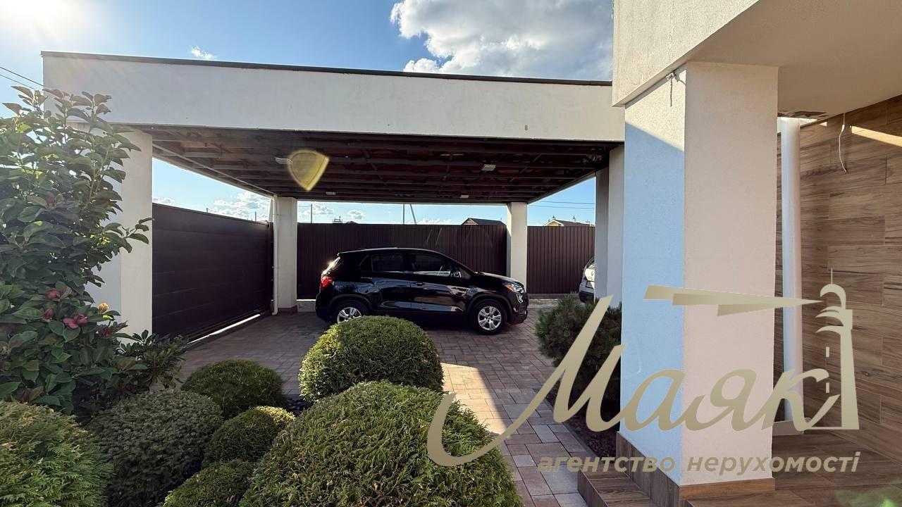 Оренда будинку 115м2 з басейном у КМ Міжріччя