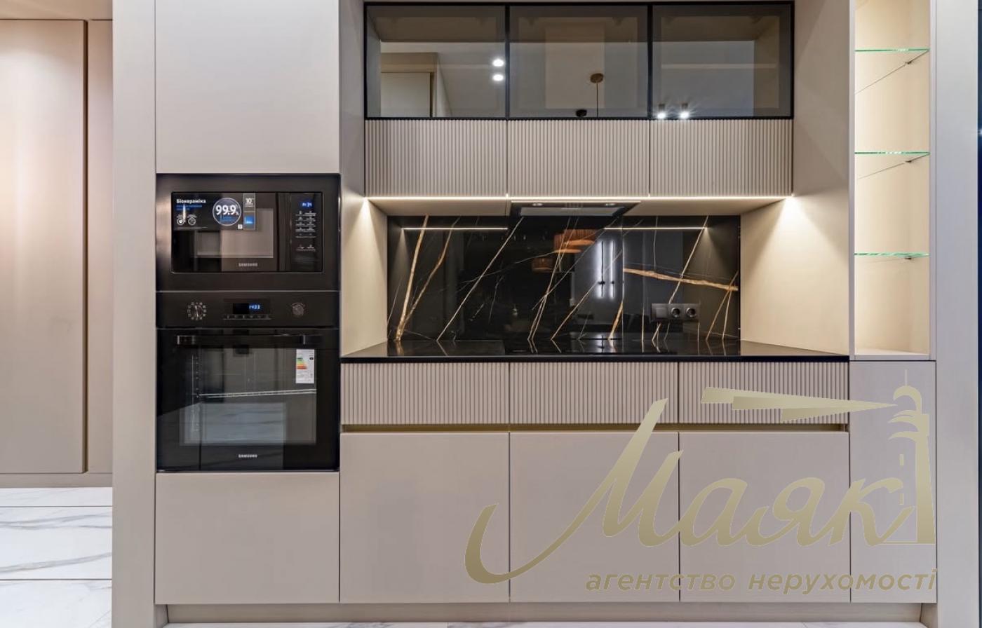 Продаж 2х-кімнатної квартири 48м2 в ЖК Новопечерські липки, Андрія Верхогляда/Драгомирова, Печерськ, Київ