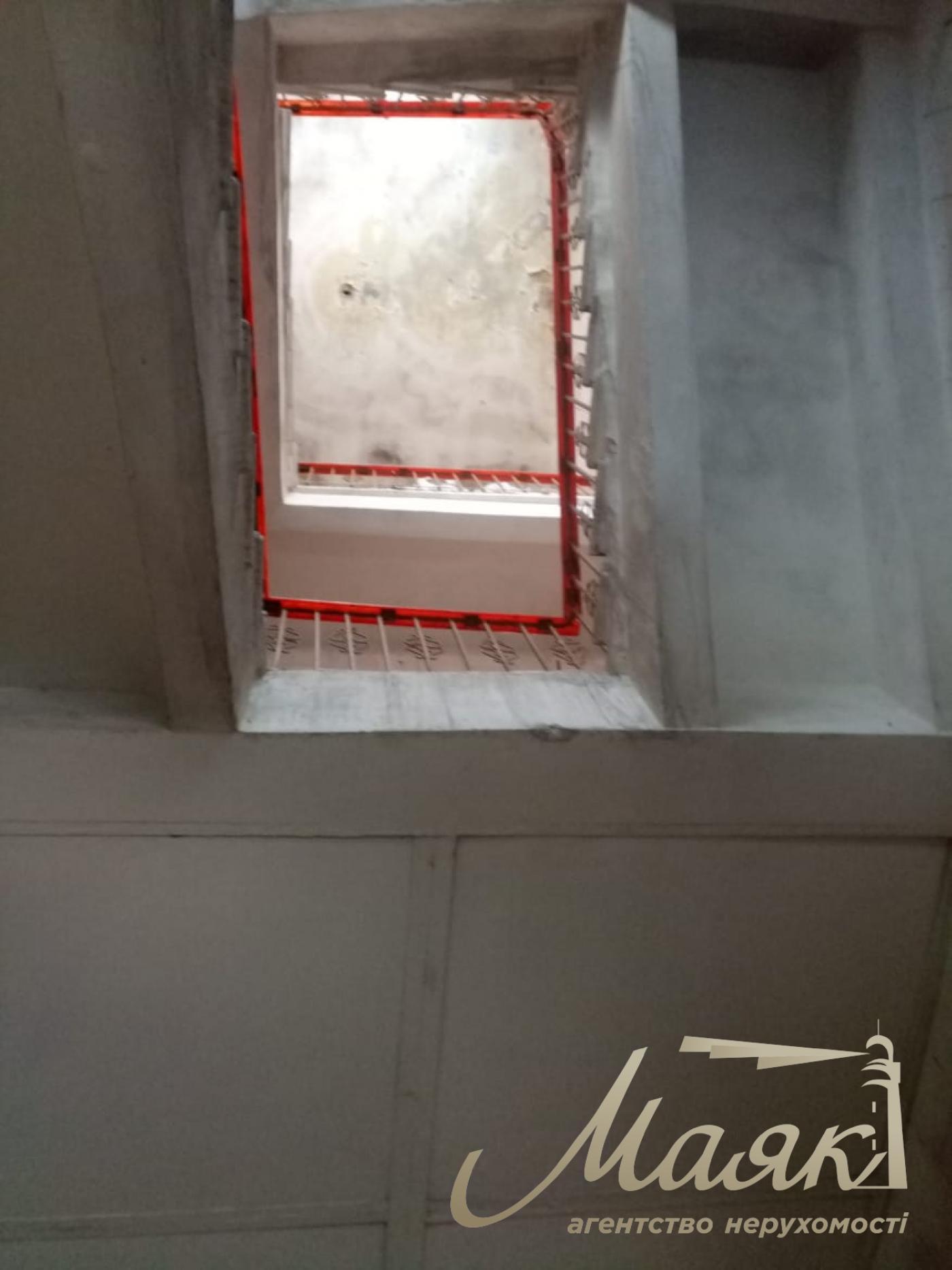 Sale of a building in the center of Kyiv, Levandovskaya street, Pechersk