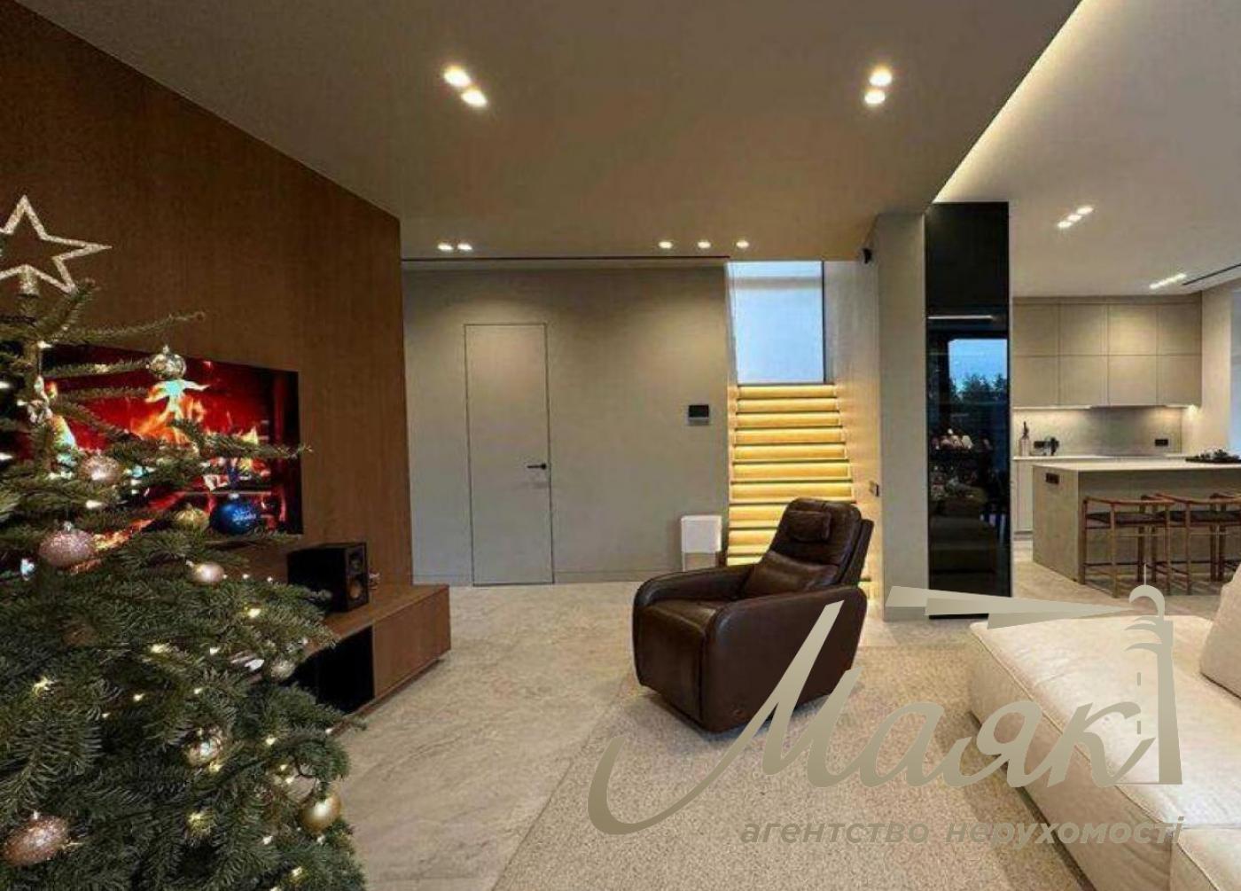 Продажа 2х-этажного дома 220м2 в КГ "Нова ходосовка", с . Ходосовка , Киево-Святошинский район.