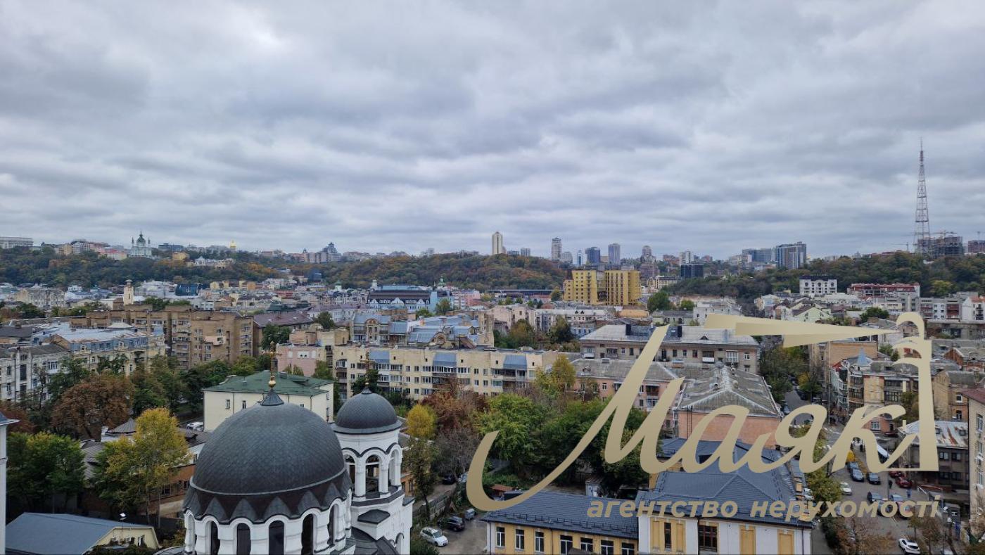 Оренда  Офіс 500 м² , БЦ «Stoik  , Подол, Киев