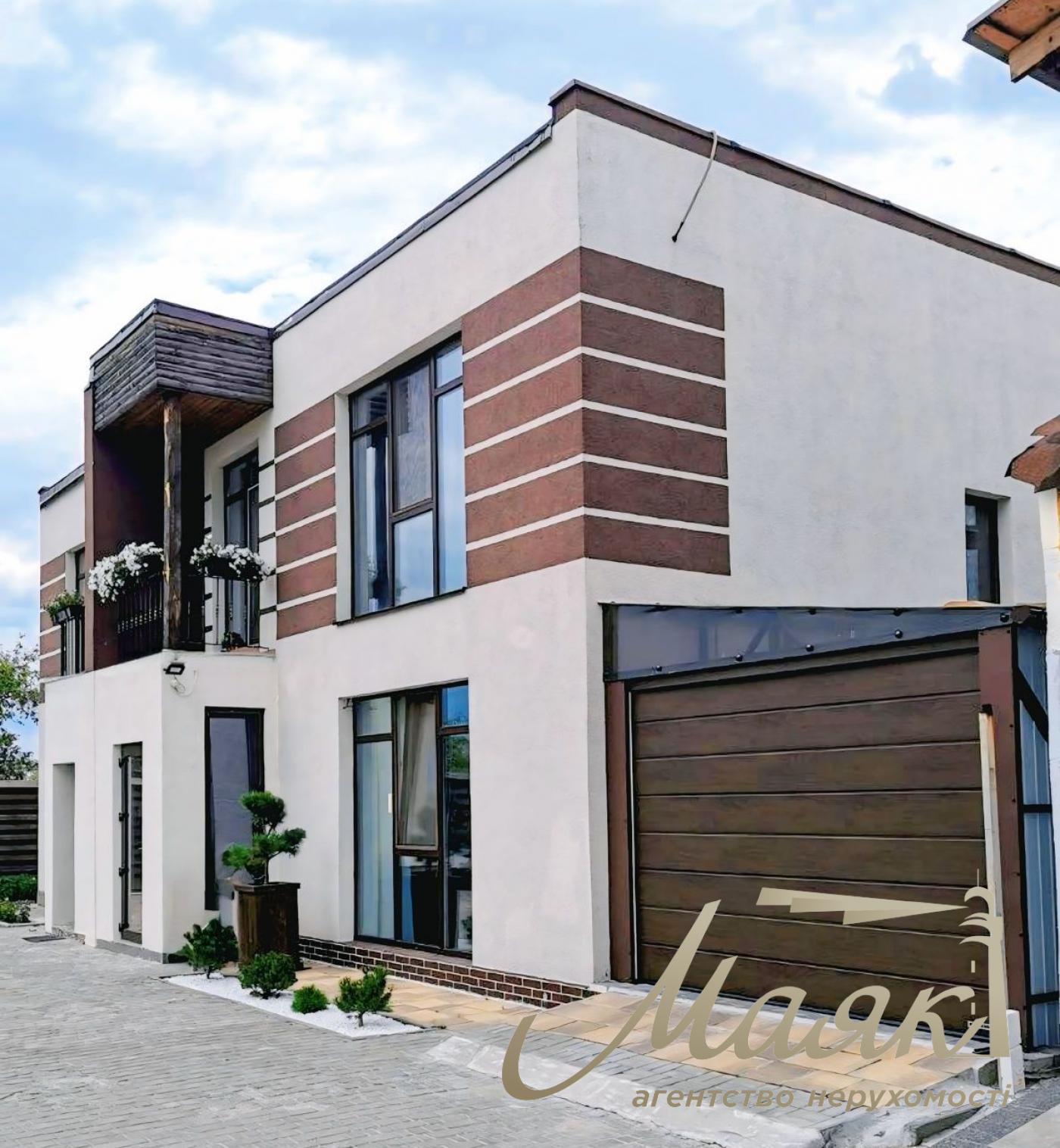 Продаж дуплексу 135м2 з ремонтом і меблями в центрі Петропавлівської Борщагівки