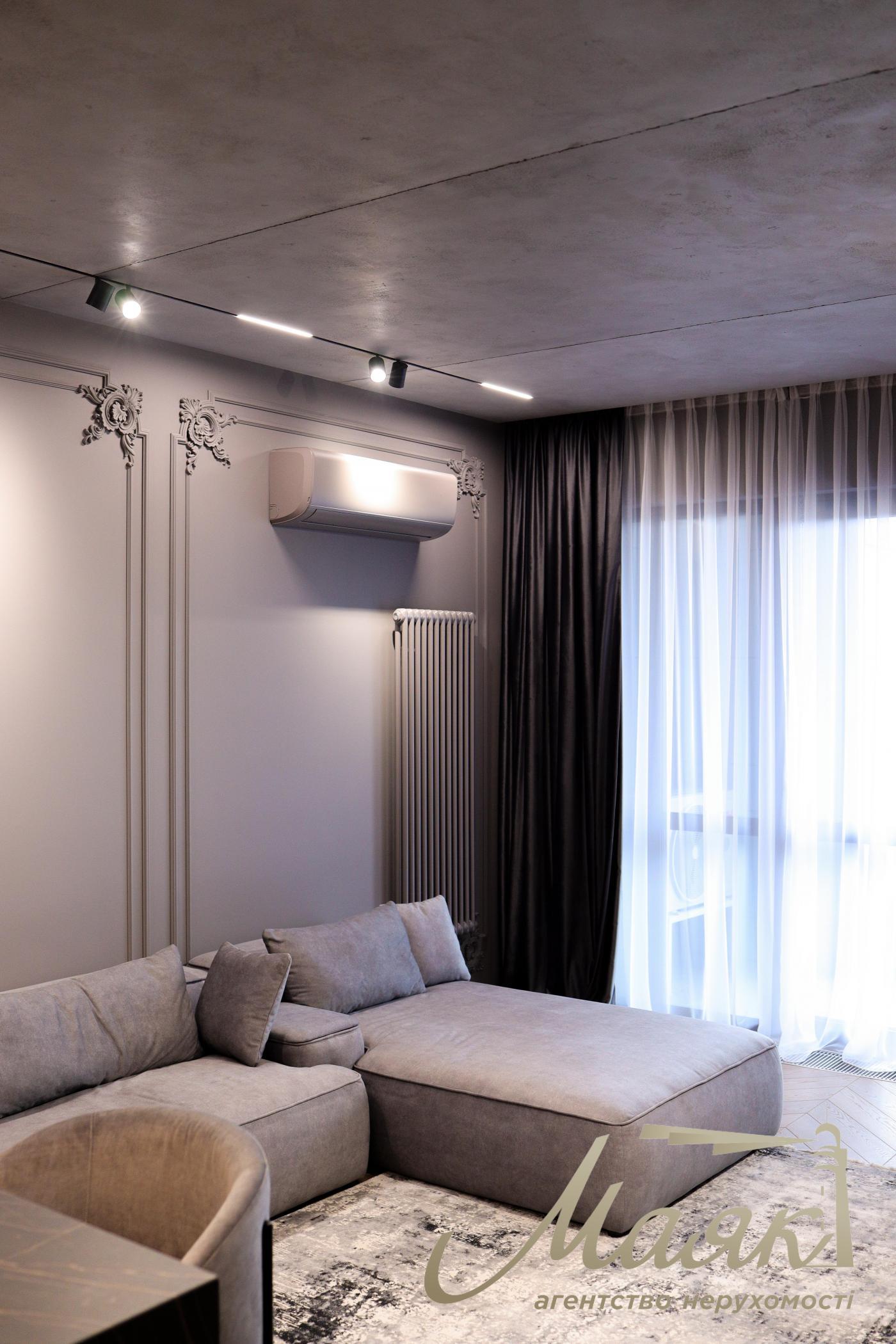 Sale of a 2-room apartment in the residential complex Crystal Park Tower, Shevchenkivskyi district