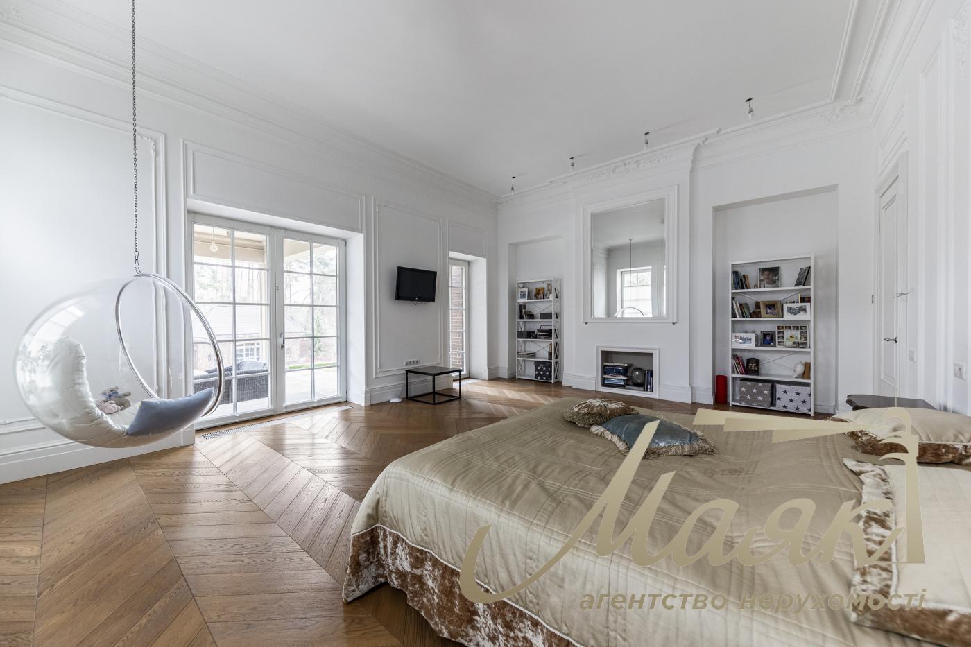 Продажа загородной резиденции в с.Капитановка, Киево-Святошинский р-н