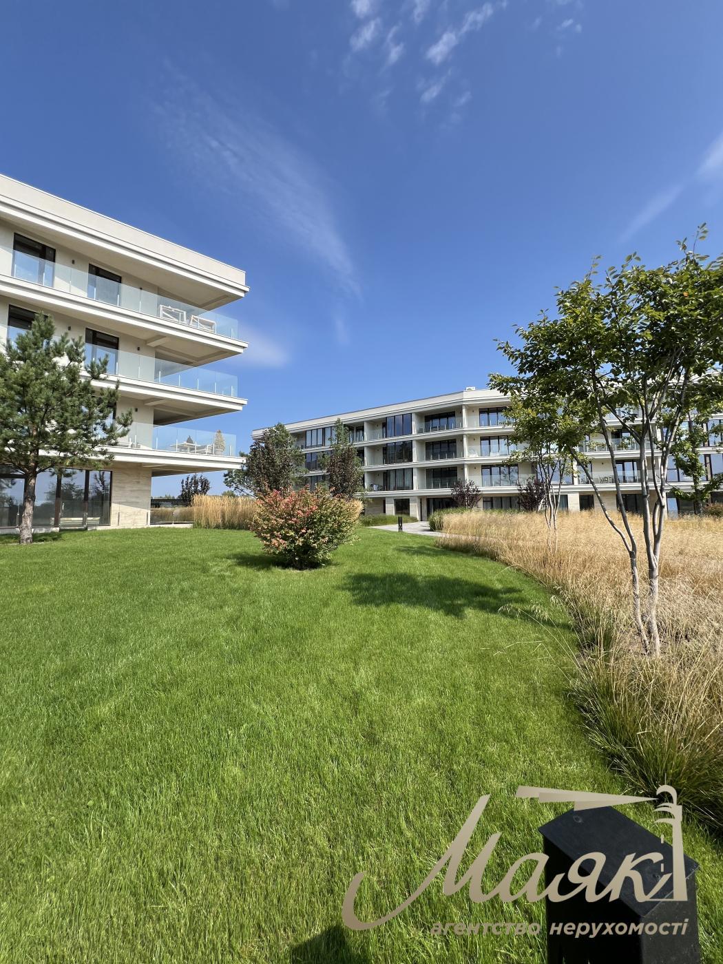 For sale 3-k apartment 168.26m2, Residential Complex Park Lake City, Podgortsi