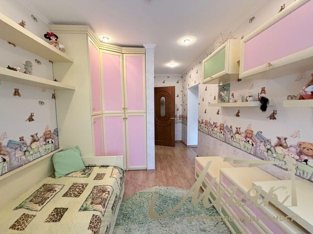 Оренда 3-поверхового будинку площею 400 м², Козин, Дамба, 5-й км, Конча-Заспа.
