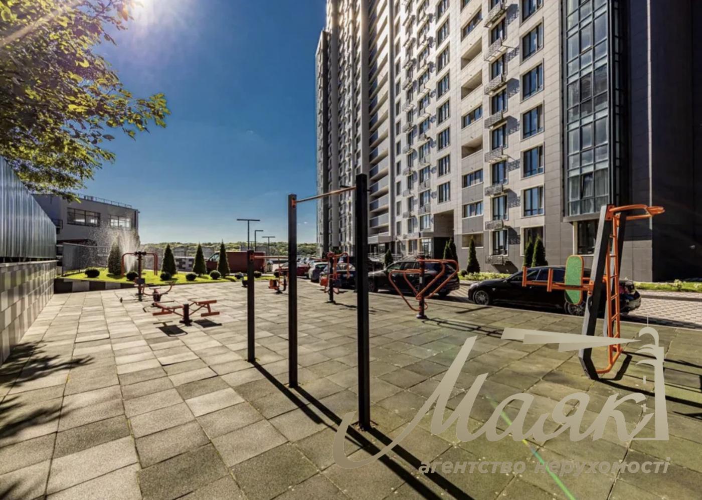 Продаж квартири 70 м² з дизайнерським ремонтом - ЖК "Новопечерська Вежа", вул. Бойчука 41Б