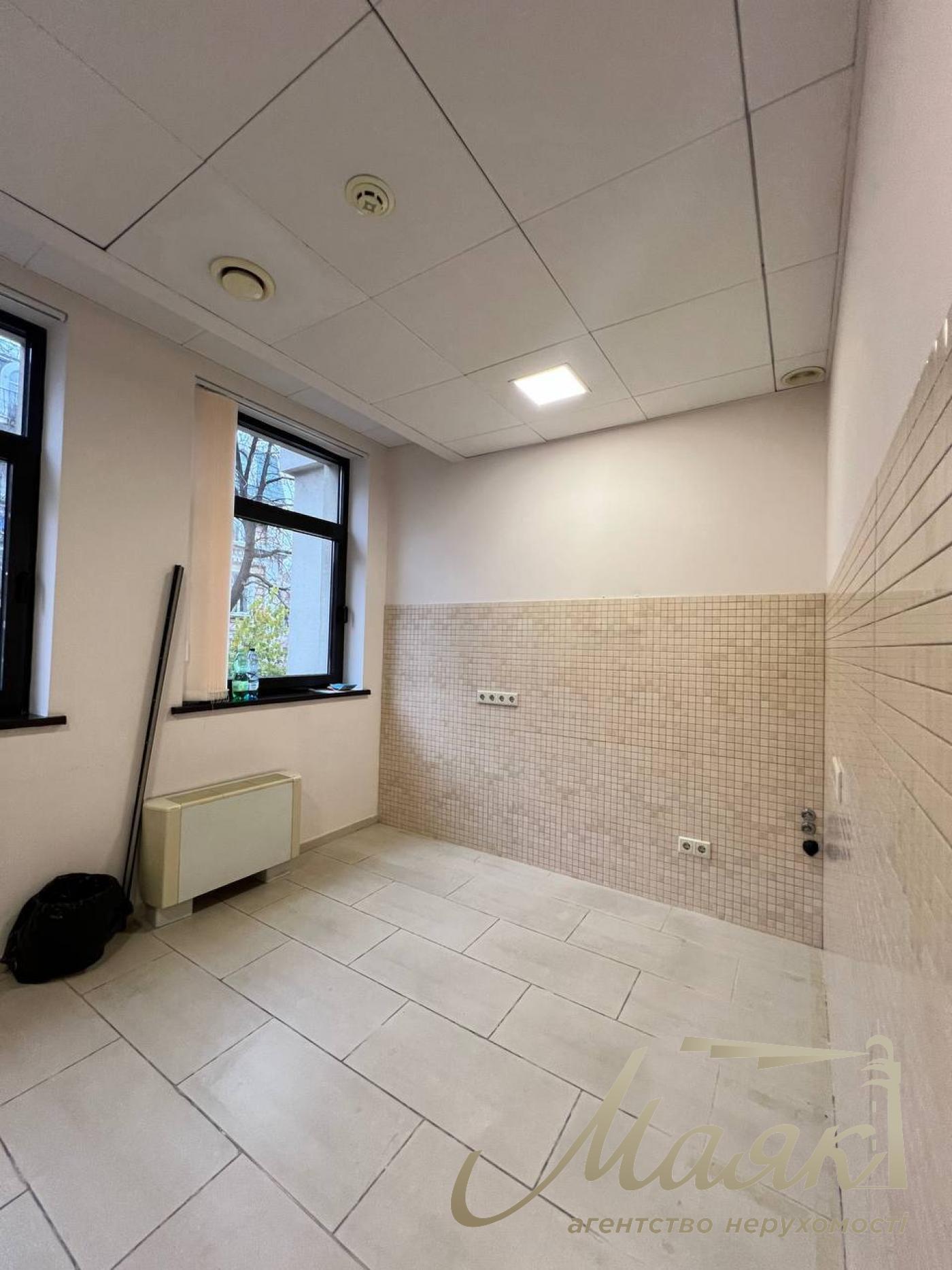 Оренда офісу 260м2 на вул.Ярославів Вал 23, Золоті Ворота.