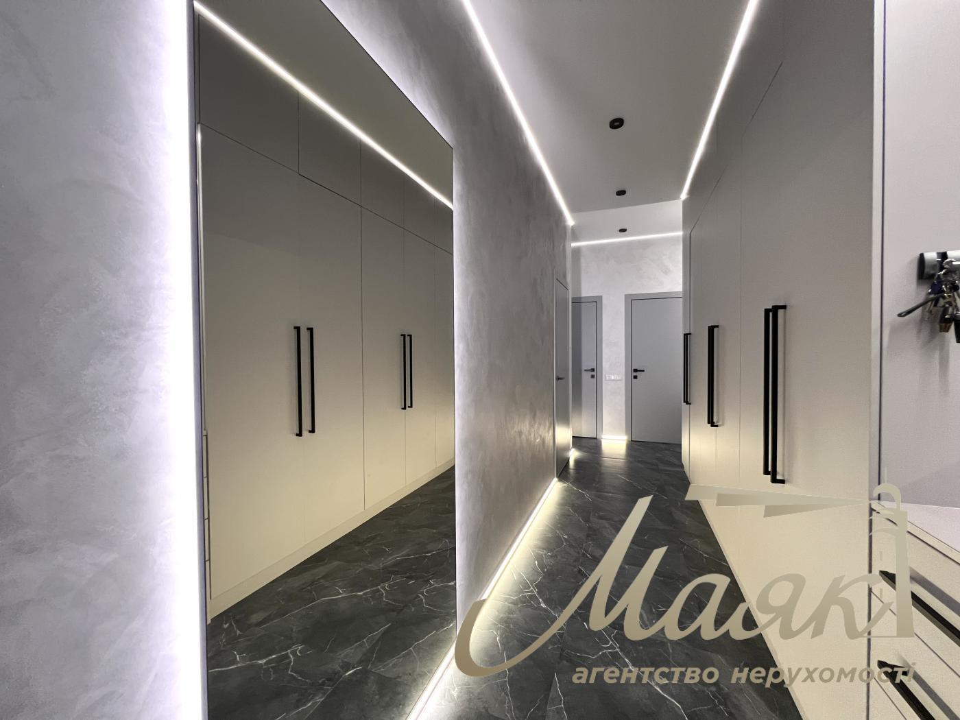 Продажа 3-комнатной квартиры с террасой в ЖК «Итальянский квартал» Оболонский район