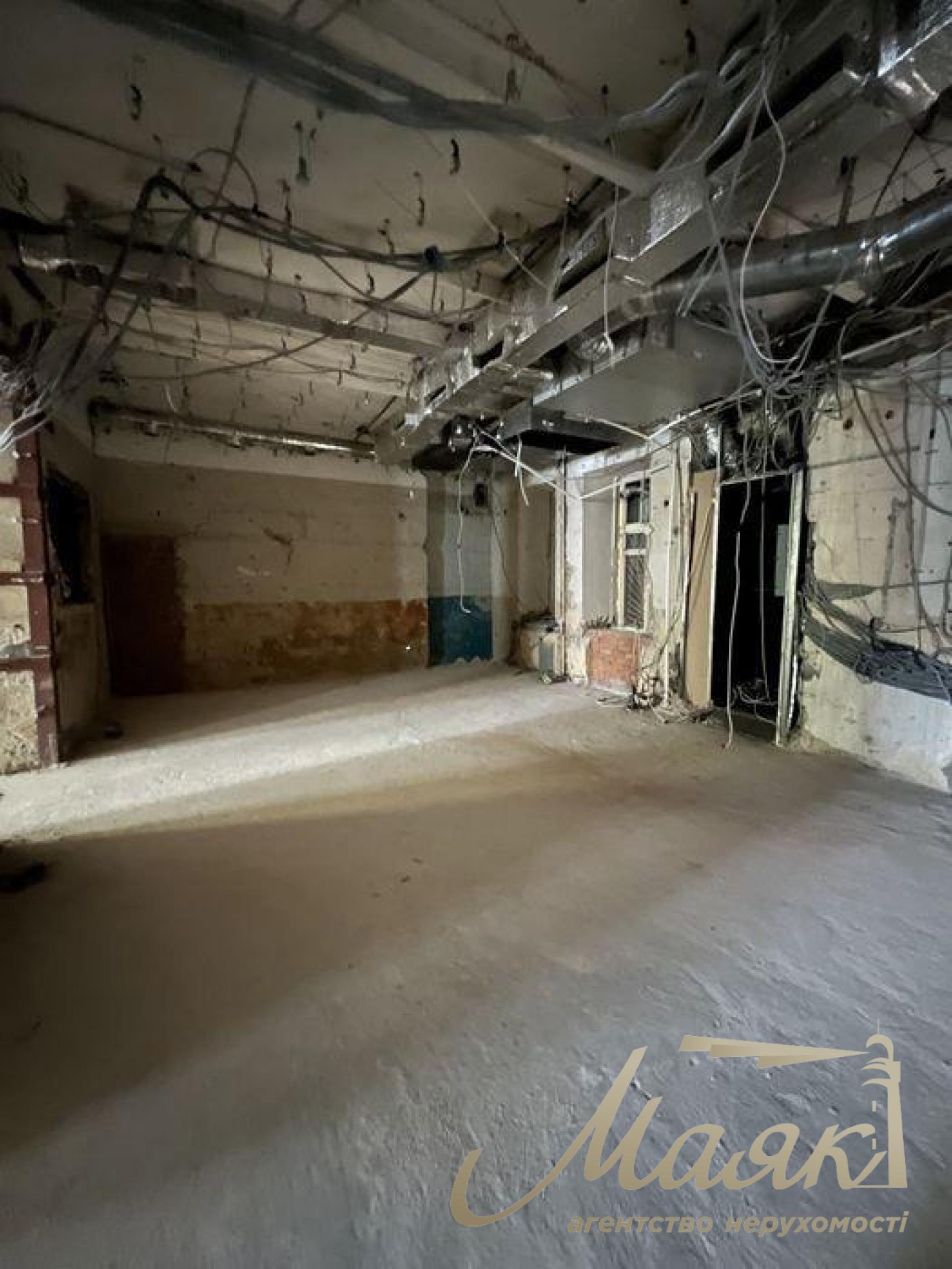 Аренда комерческого помещения 597м2  ул. Городецкого , Печерск, Киев