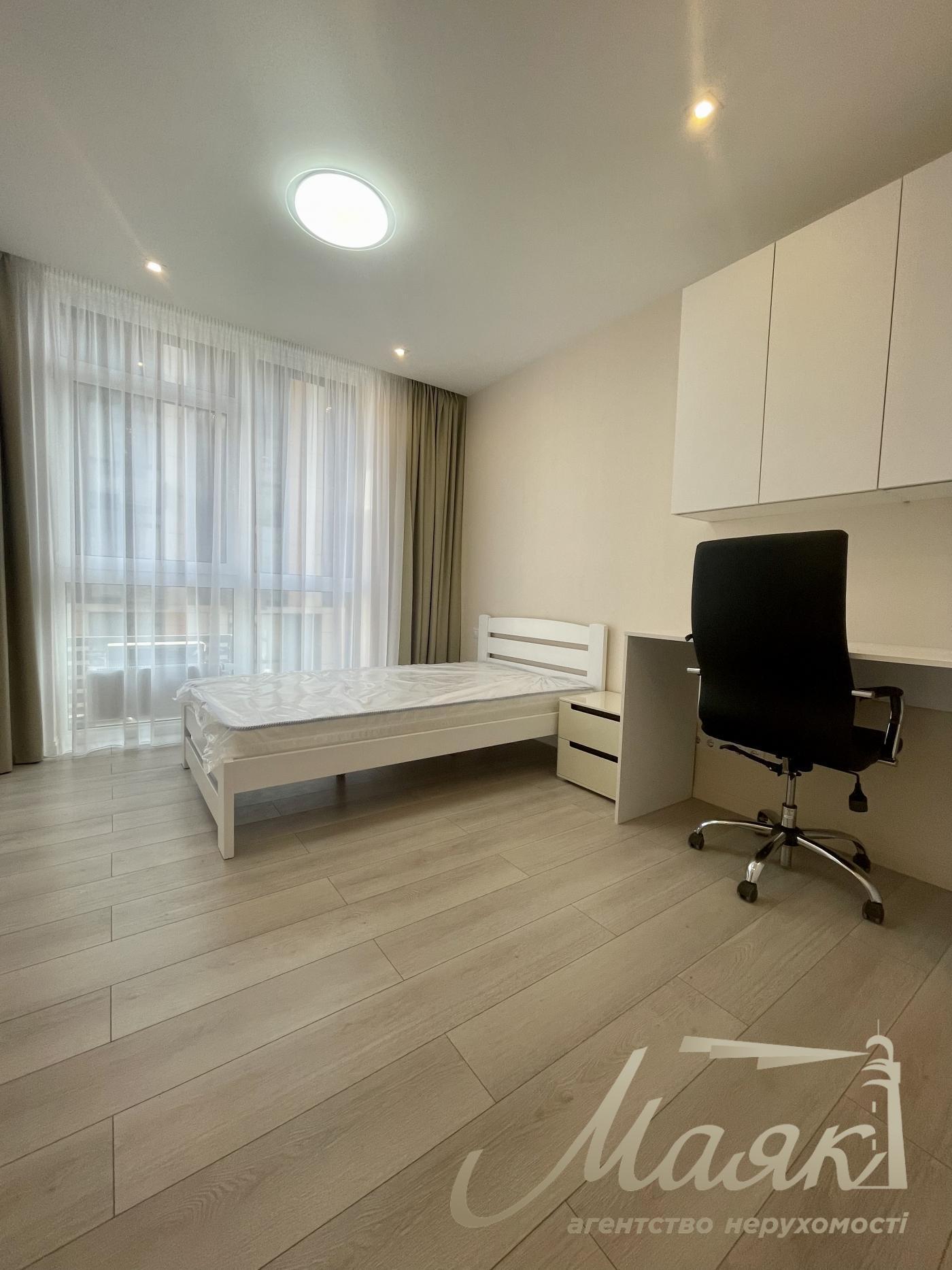 Аренда 3к. квартиры, ЖК "Французский квартал", ул. Предславинская