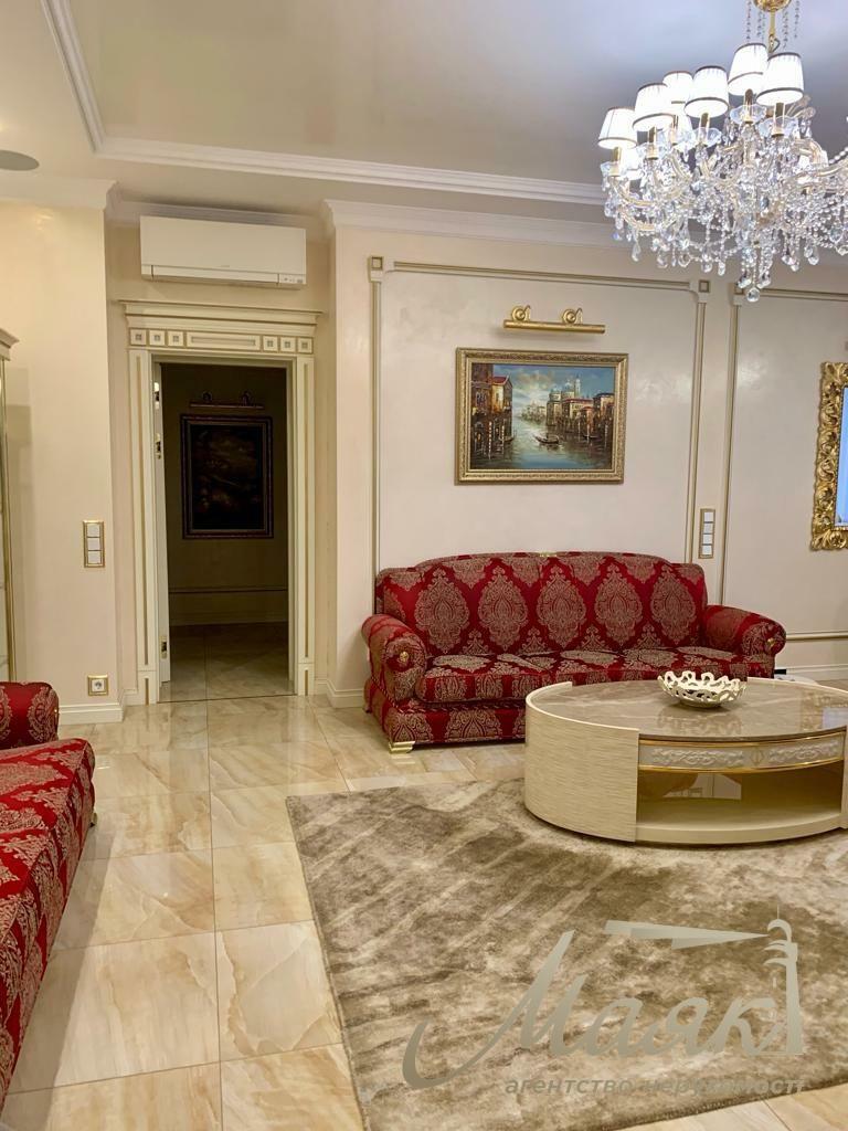 Продаж 4к квартири бульвар Лесі Українки, Печерськ