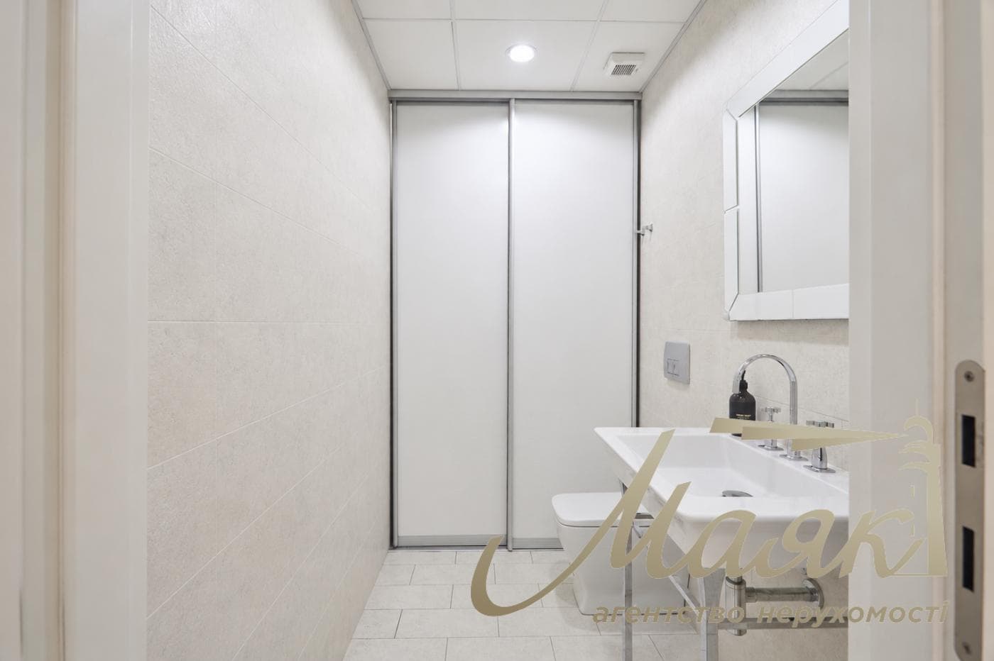 5-room family apartment for sale in the upscale Novopecherskie Lipki residential complex, Andriy Verkholyad/Dragomirov Street, Pechersk, Kyiv
