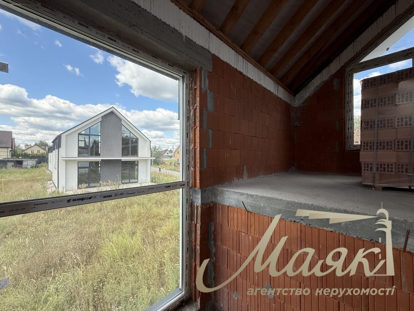 For Sale: 2-Story House (175 m²) in the village of Vyshenky, Kyiv Oblast, Boryspil District