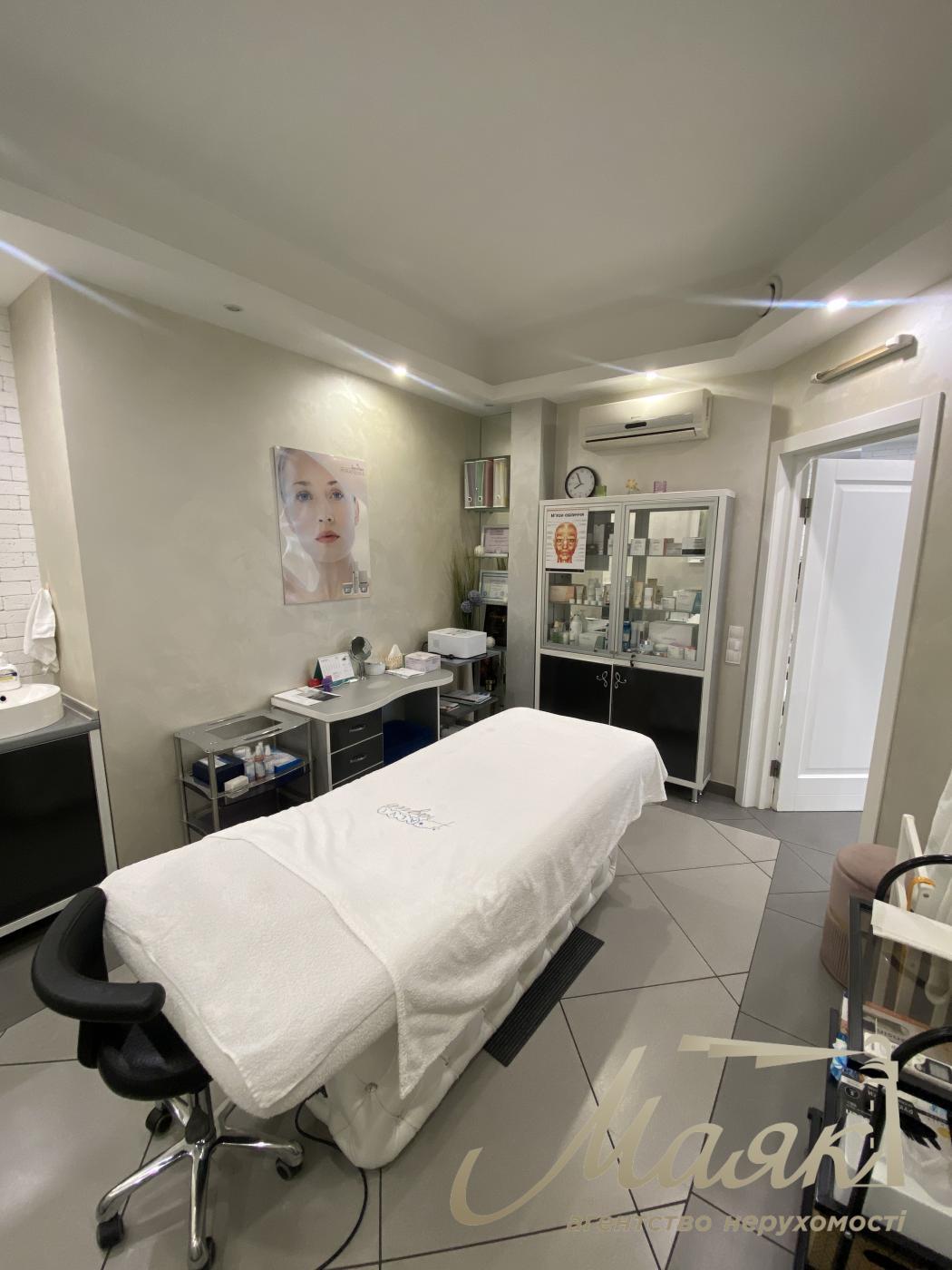 Rent of an operating business beauty salon 100m2 in the Miloslavichi residential complex, Troyeshchyna