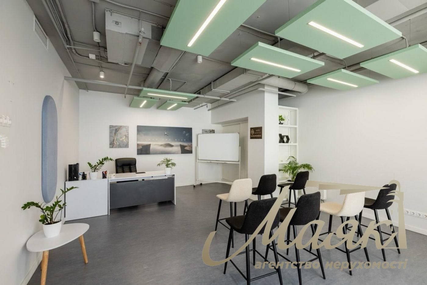 Оренда автономного офісу площею 287 м², ЦЕНТР