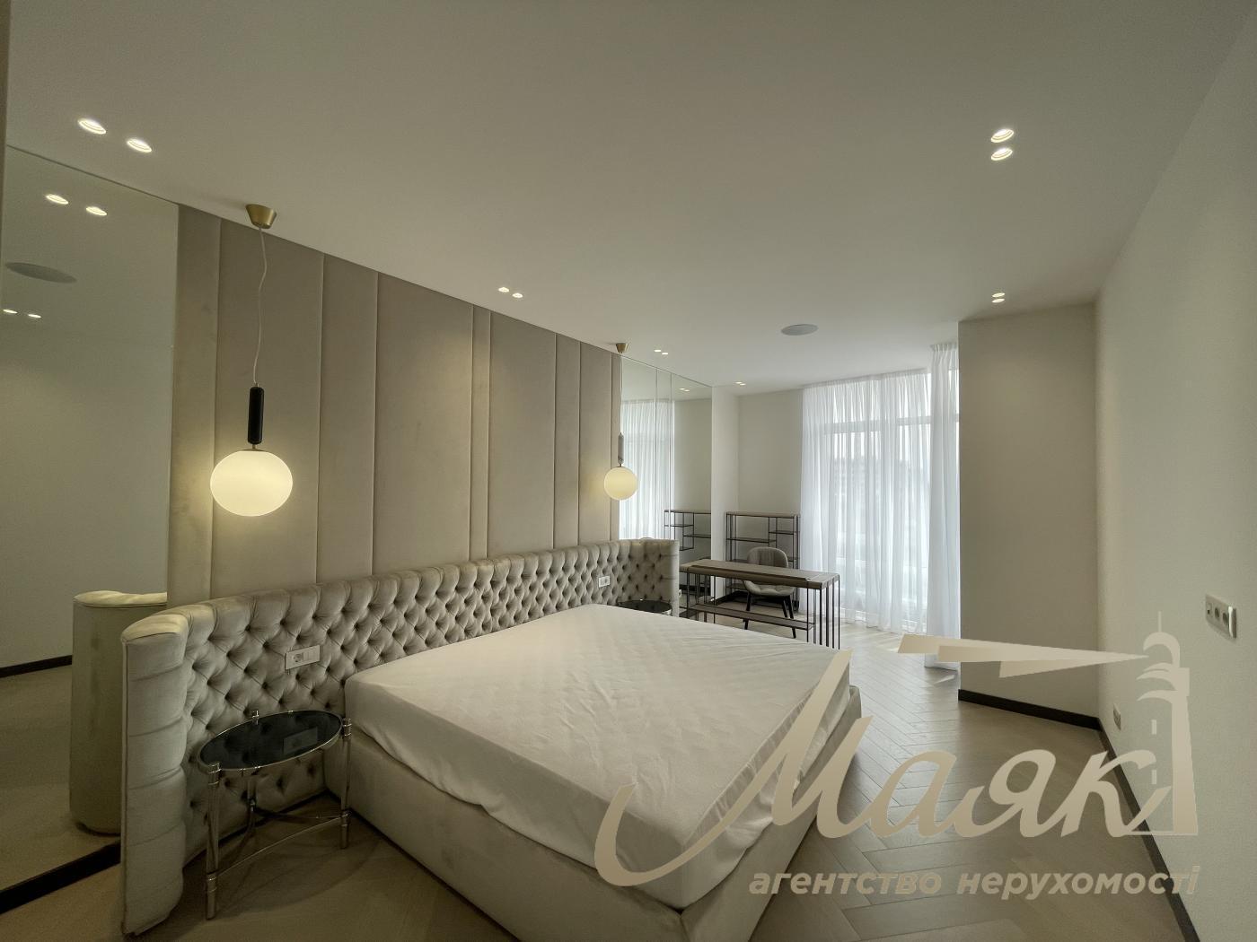 Rent 4-room apartment in Residential Complex Boulevard of Fountains, 5 Sapernoe Polye str.