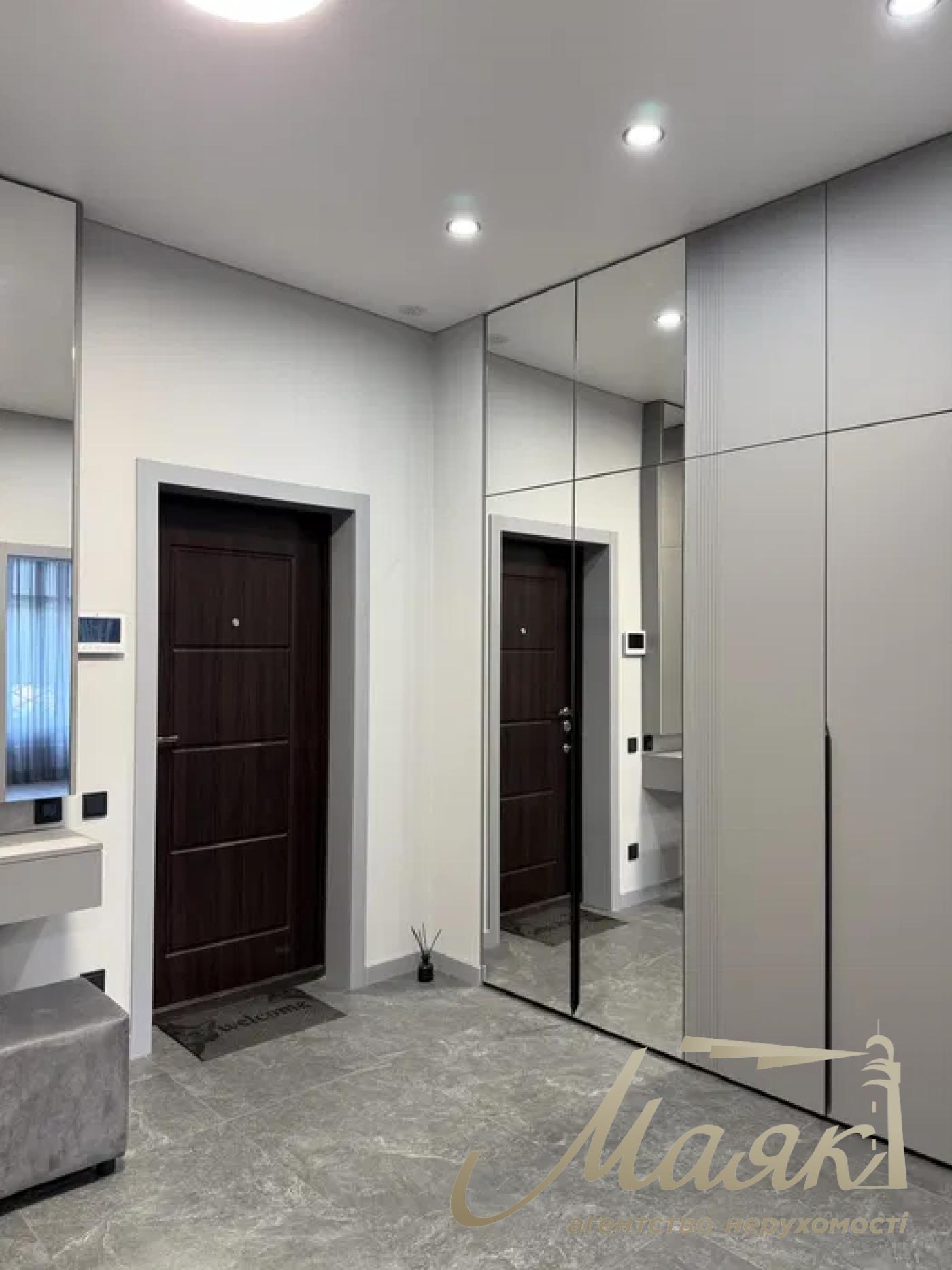 Аренда 1-к квартиры ЖК «52 Жемчужина» (Pechersk Plaza), Печерськ