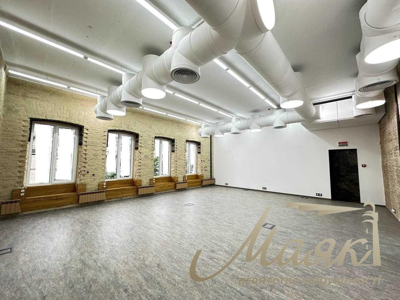 Оренда дизайнерського офісу в стилі LOFT 400м2 з терасою, вул. Велика Васильківська, Центр