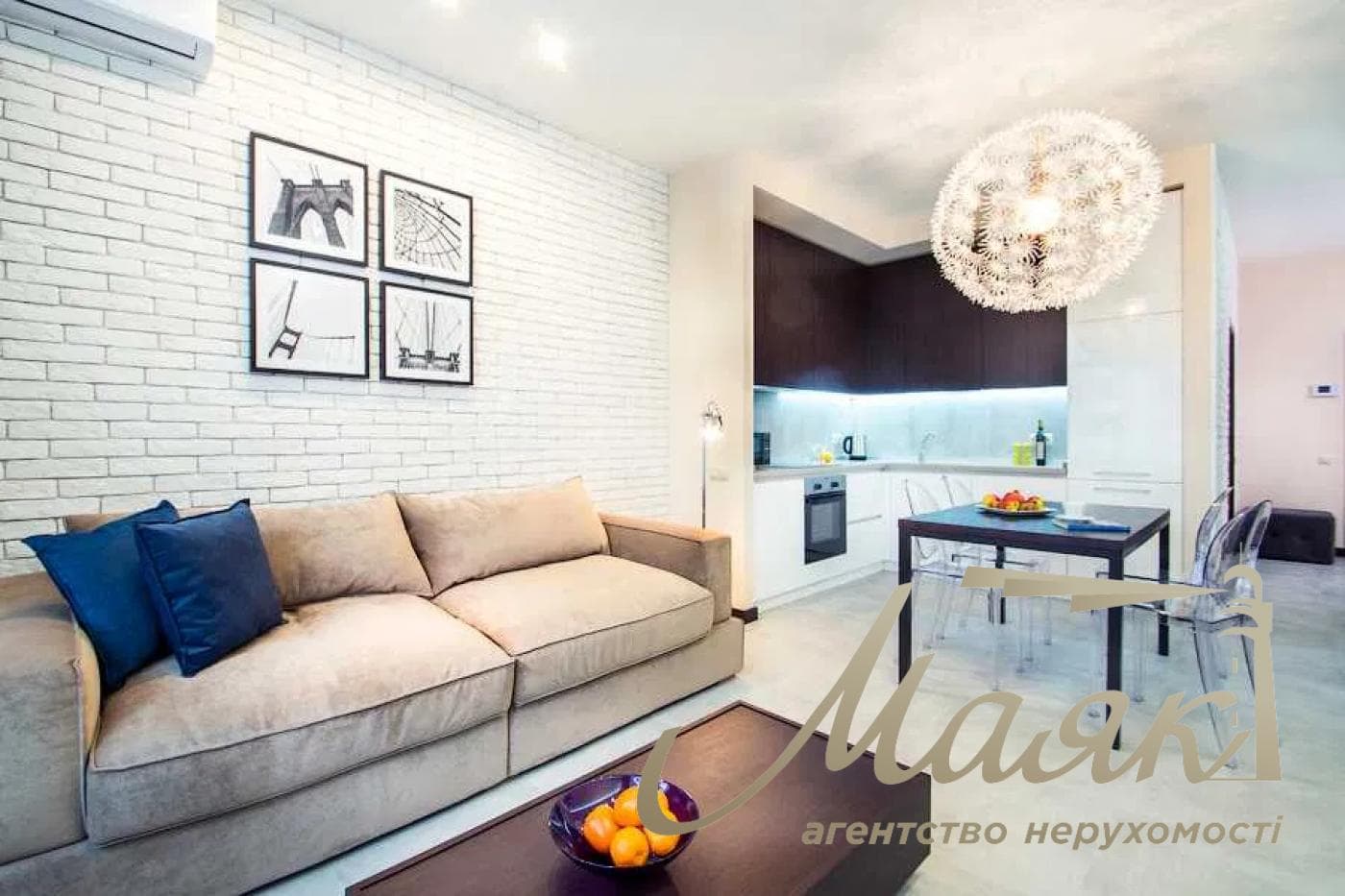 Rent 2k apartment LCD Novopecherskie Lipki, Dragomirova str. 17