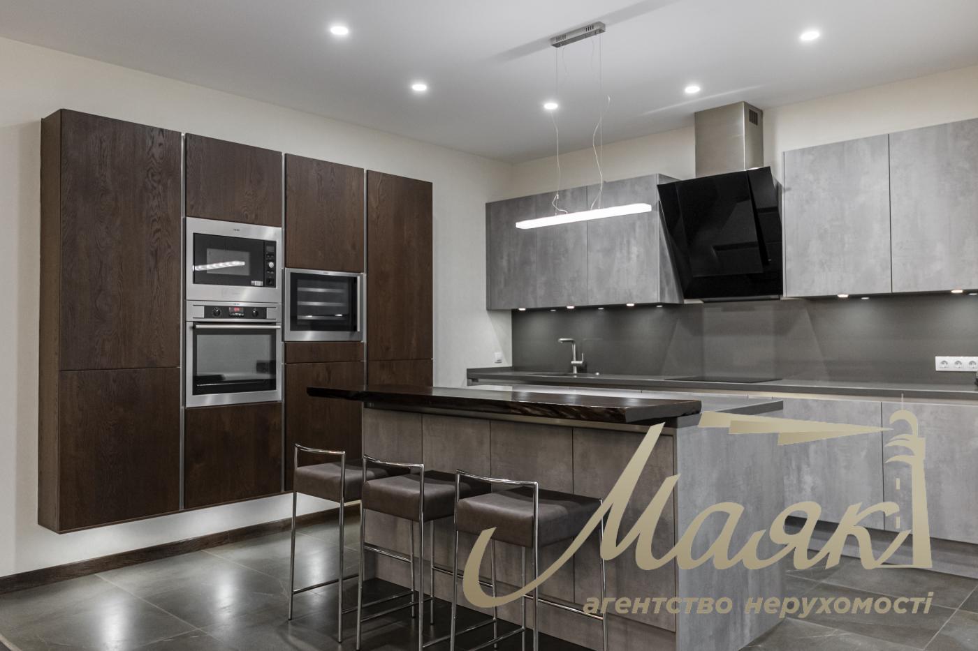 Оренда 4-кімнатної ЖК Французький Квартал, вул. Саперне Поле 12, 164м2