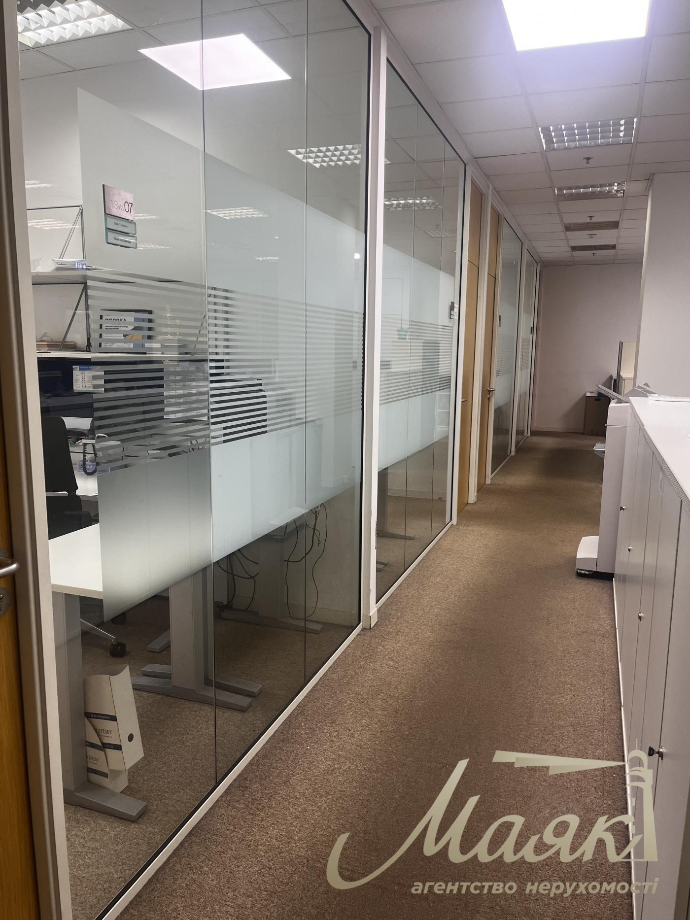 Оренда офісу 416м2 в БЦ Єврразія по вул.Жилянська 78, Олімпійська