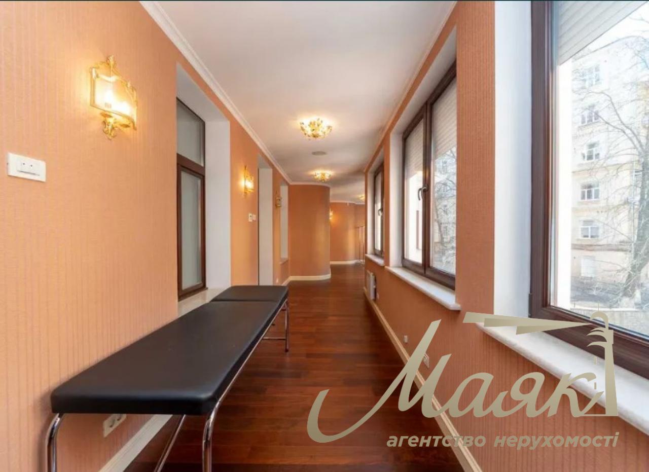 Продаж 3-х кімн. квартири, 278 м2, на вул. Городецького