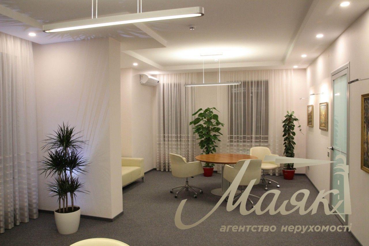 Sale of OSZ on Vladimirskaya st. 61b