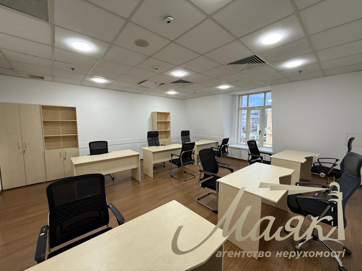 Аренда офиса 223 м²  ул. Большая Васильковская, Киев
