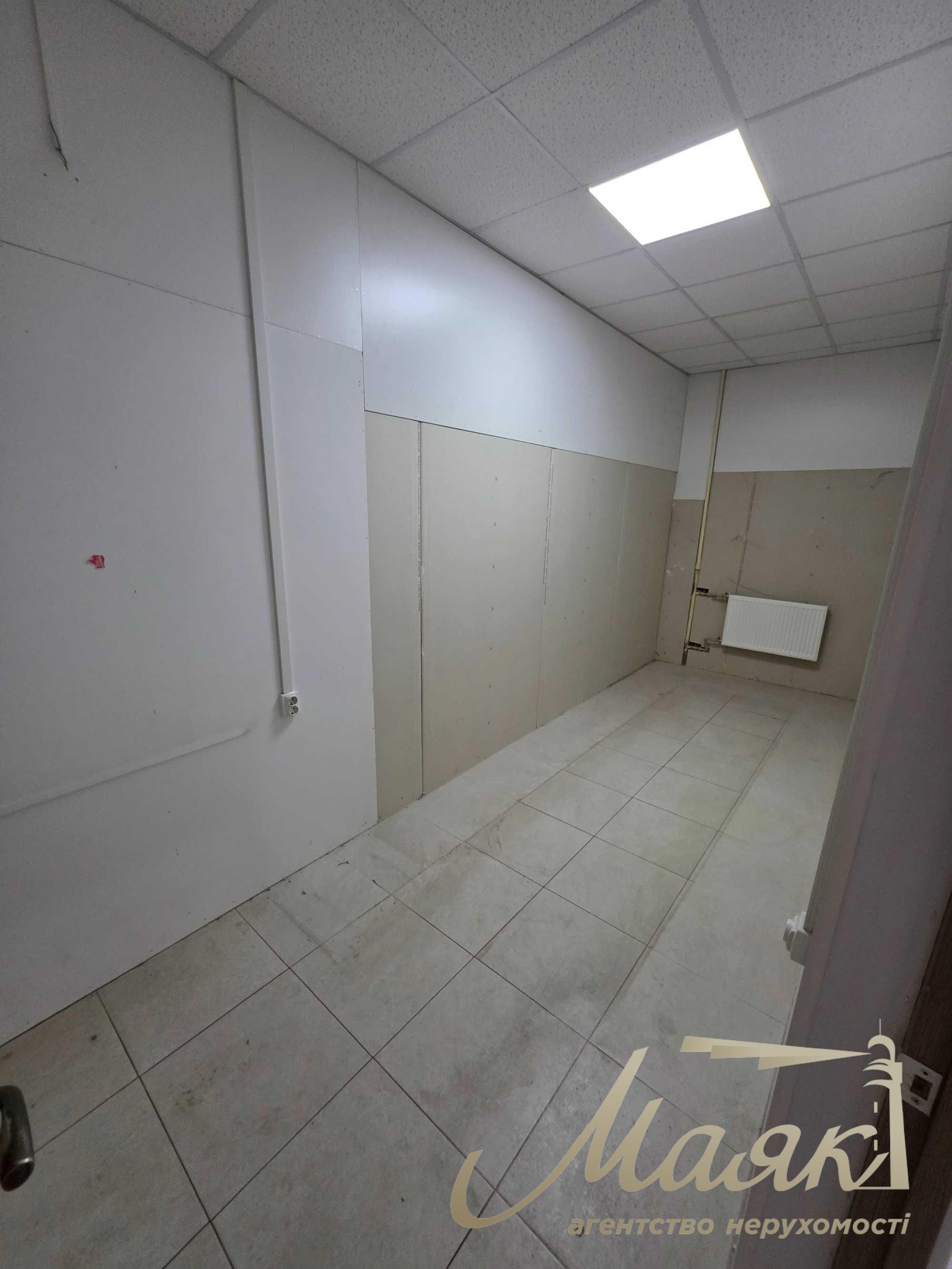 Оренда фасадного приміщення в районі Taryan Towers, Печерськ