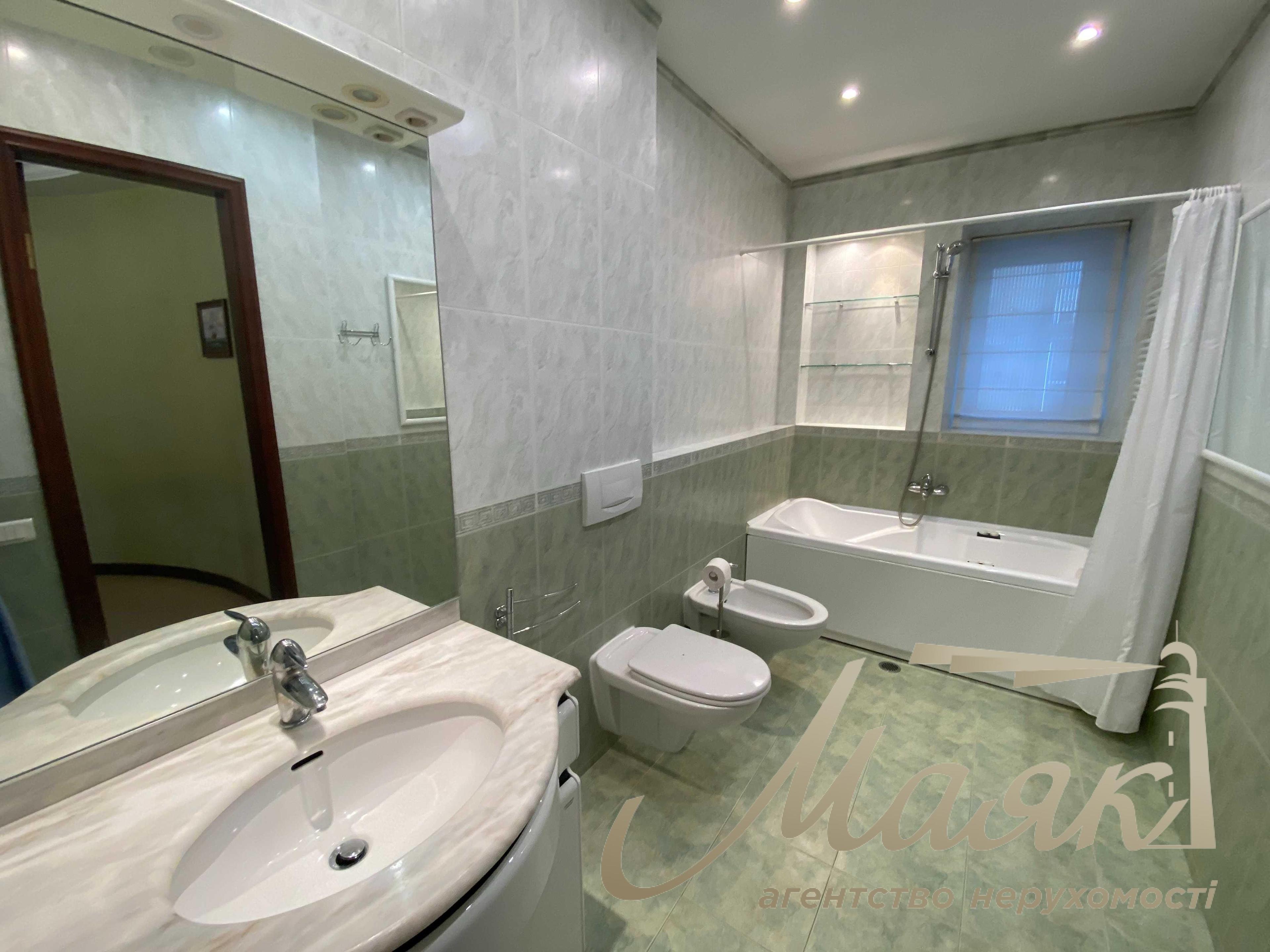 Оренда 4-кімнатної квартири, Михайлівська Площа, Центр, Київ