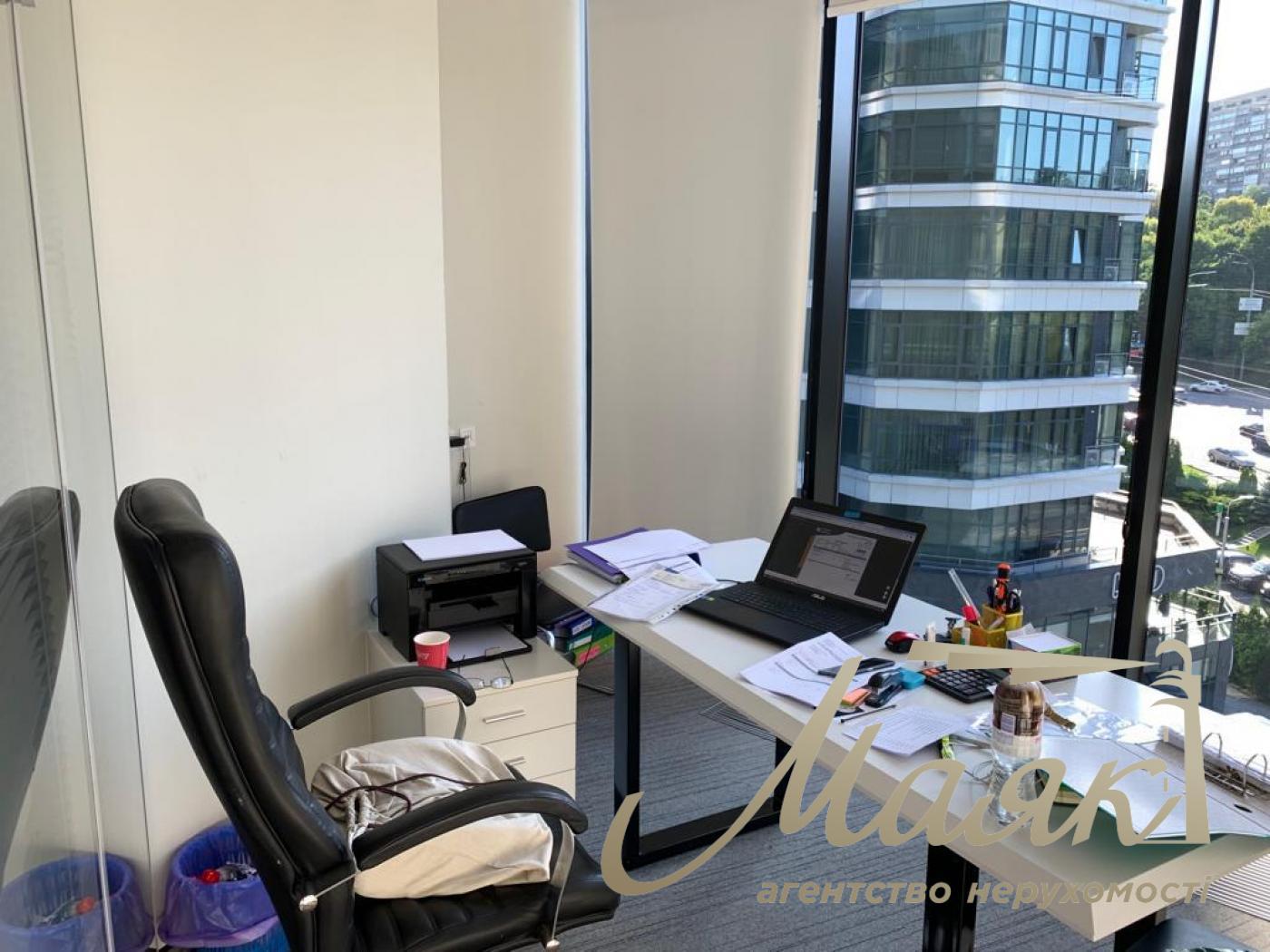 Furnished office for rent 244 sq.m. in BC IQ on Bolsunovskaya str.